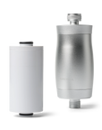Brusefilter fra Purewell, elegant design til rensning af vand for sundere hud og hår.